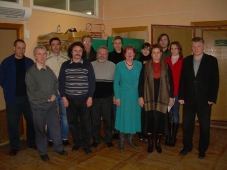 Руководители и участники семинара прозы. А.И.Смородина - вторая справа в первом ряду. 2008 год.